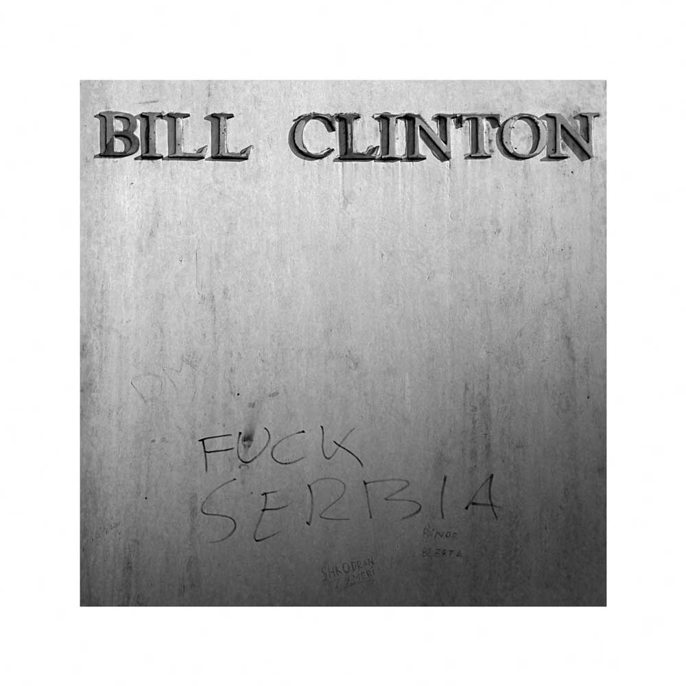 Adrien Pezennec, Bill Clinton, from the series Almost history, 2014